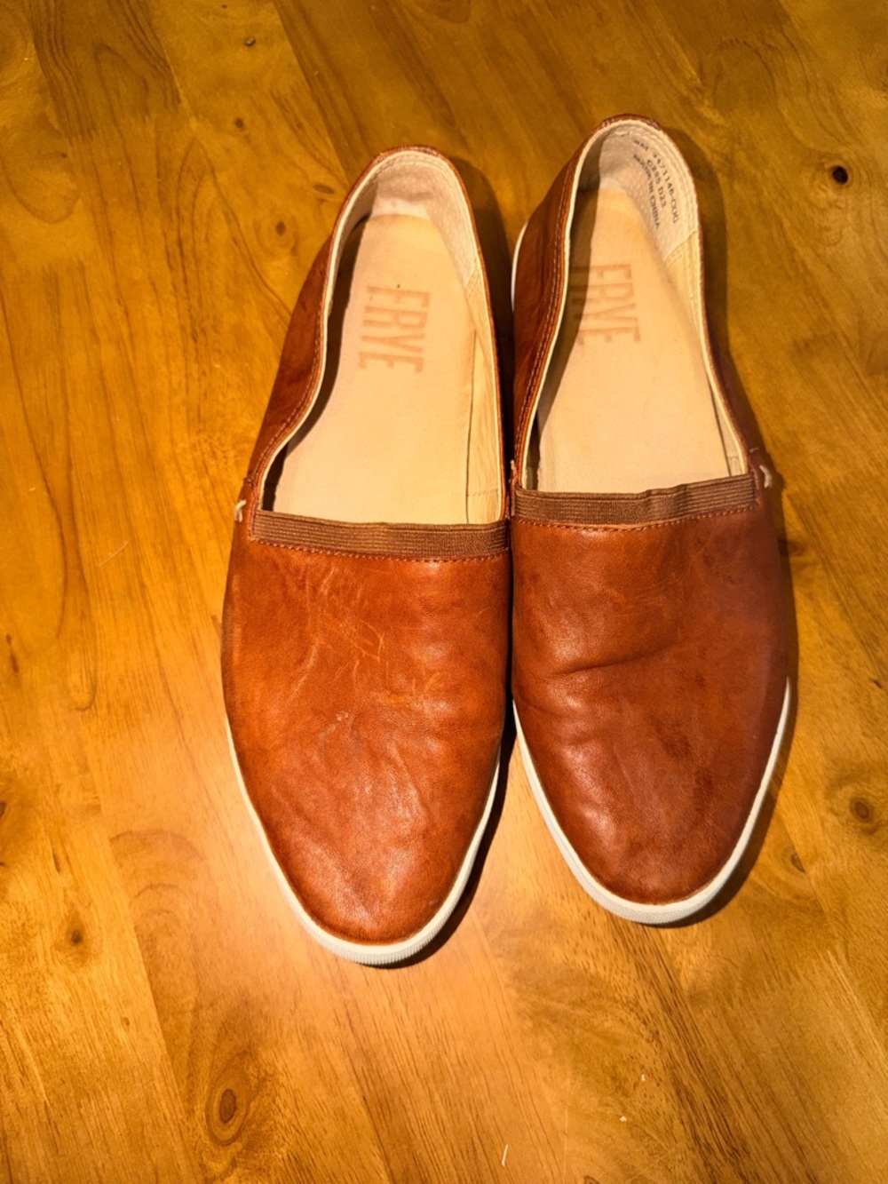 Frye Melanie women’s Brown Leather Slip-On Loafers